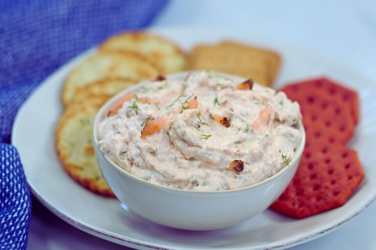 The Best Smoked Salmon Dip